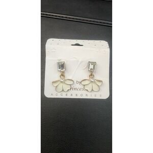 Princess Accessories Cream Enamel‎ Flower Faux Pearl Crystal Drop Earrings Gold